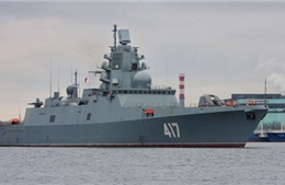 Khinh hạm Nga phóng tên lửa hành trình trên Bạch Hải